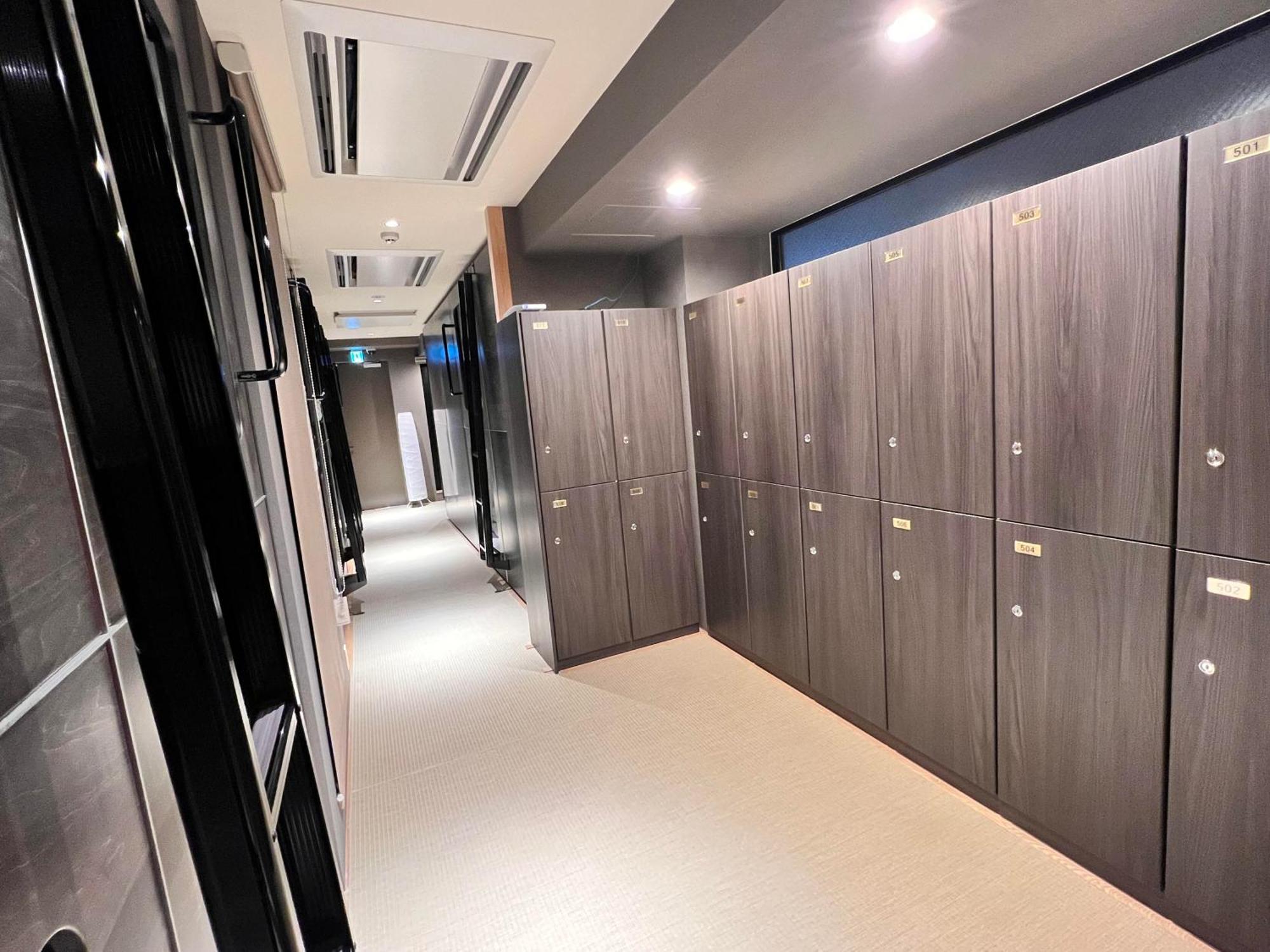 Capsule Hotel Suzumoriya Tokyo Exterior photo